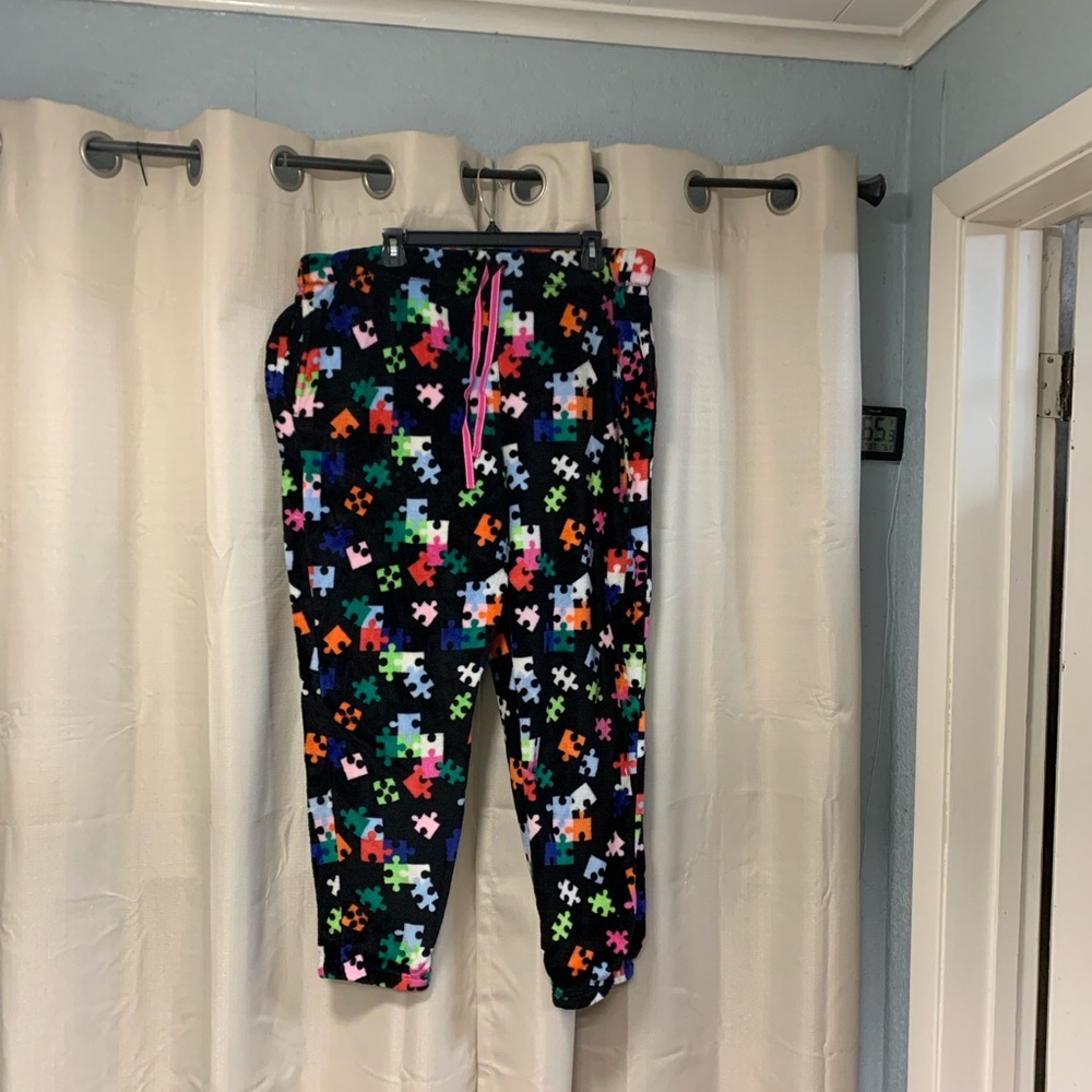 Joyspun Black and Multicolor autism awareness pajama pants/lounge pants. Size 2x